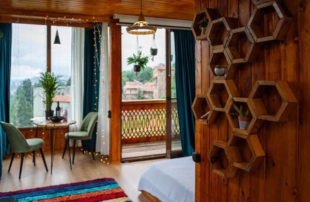 Greenland Pheria - Cabin near Batumi