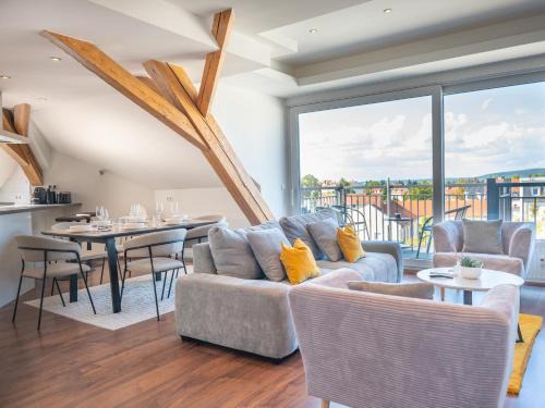 GreenTreeHomes - Penthouse Willow