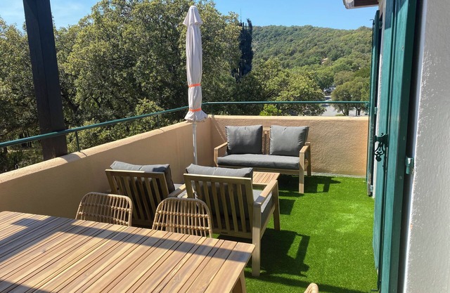 Grimaud Appartement 4/6 Personnes Dans un Parc de 25 Hectares