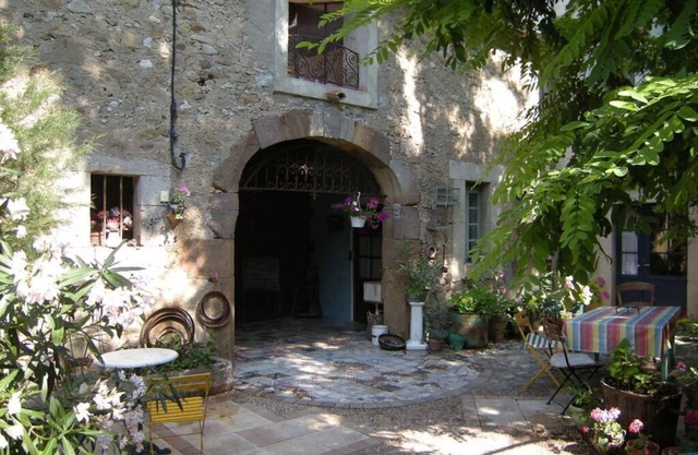 "Ground floor" in the petit domaine