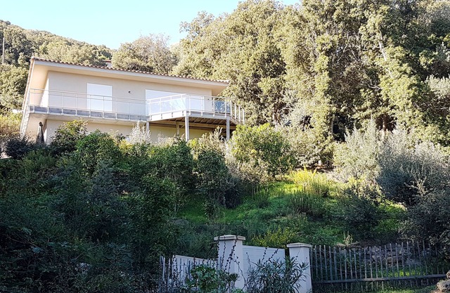 Ground floor Villa with 2 independent floors