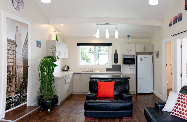 Group-friendly layout. Comfortable living. Flexible spaces for Extended Stays