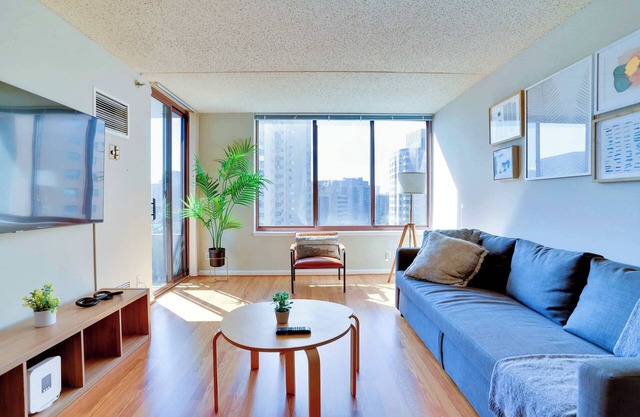 Group-Friendly Stay + Gym Access