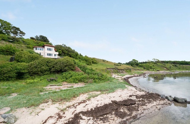 "Grumme" - 30m to the fjord by Interhome