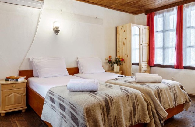 Guest house Maria Savekova 19 c.