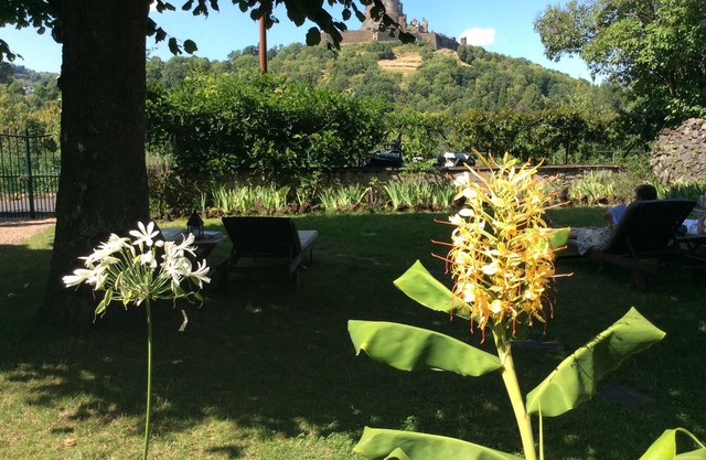 GUEST ROOMS in the Volcanoes Park of Auvergne