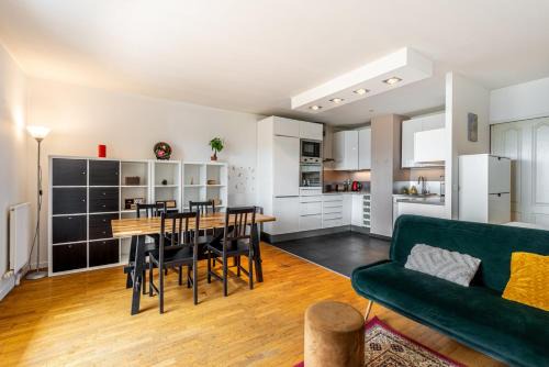 GuestReady - A Spacious apt near Eiffel Tower