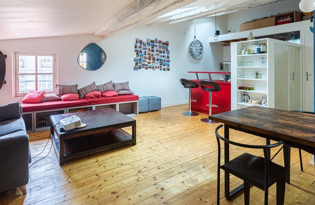 GuestReady - Attic Apartment - Victor Hugo