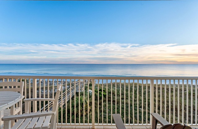Gulfside 402 ~ True Luxury BEACHFRONT at Destin West ~ Best View in the Resort!