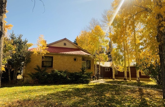 Gunnison, Colorado Recreational Lovers!