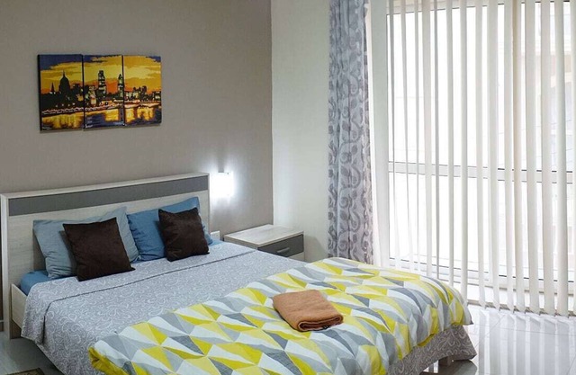 Gzira flat 2 minutes away from the sea