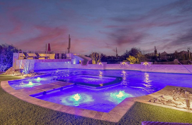 HÓZHÓ Serenity Estate