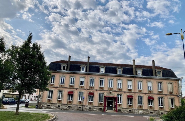 Hôtel De Champagne