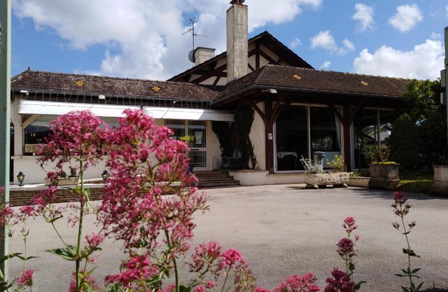 Hôtel-Restaurant "La Gremelle"