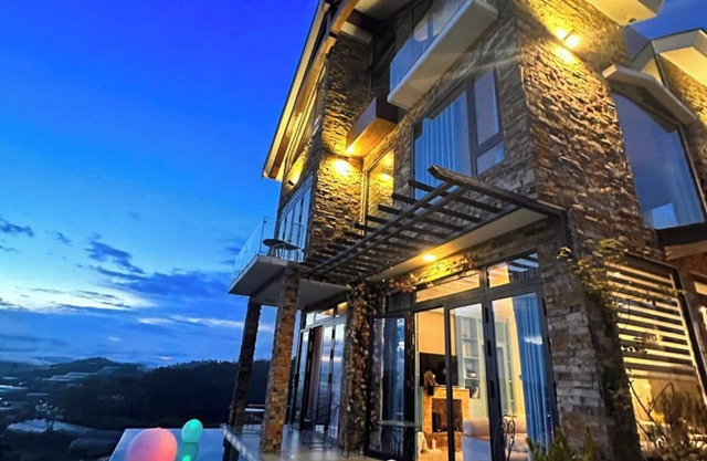Hồ Bơi Vô Cực - Có thể Săn Mây Tại Giường - View rừng thông và thành phố