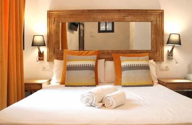 H.Doble San Eloy - One Bedroom Hotel, Sleeps 2