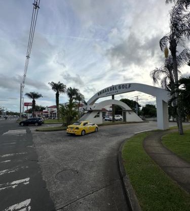 Habitacion amoblada frente al 99 de brisas del golf arraijan