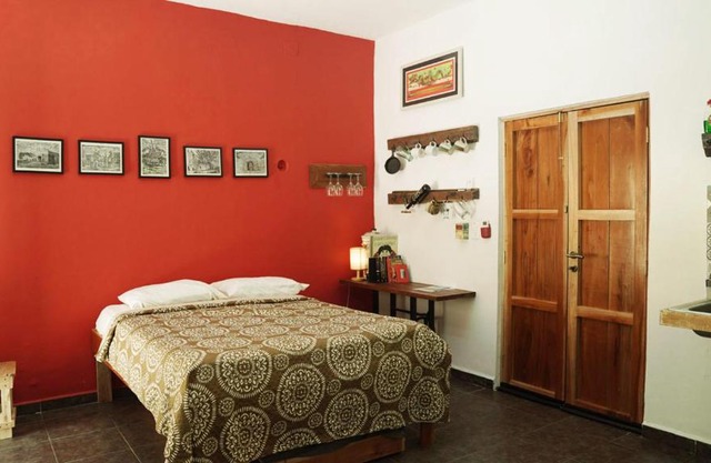 Habitacion Roja / Casa del Café