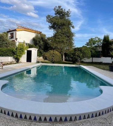 habitaciones con piscina privada en casa de campo, Granada