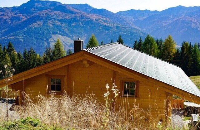 Hackihütte mountain hut