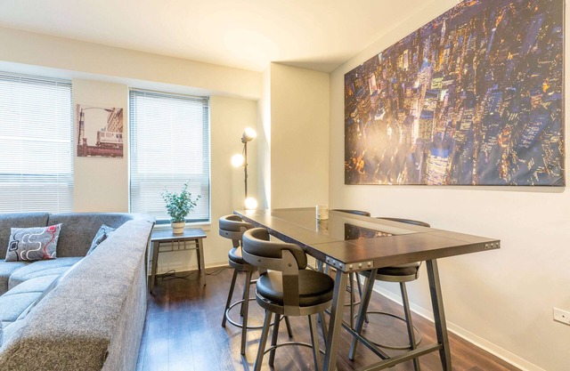 Half a mile from everything in the heart of Evanston, Illinois