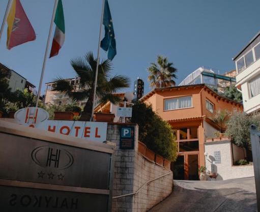 Halykos Hotel