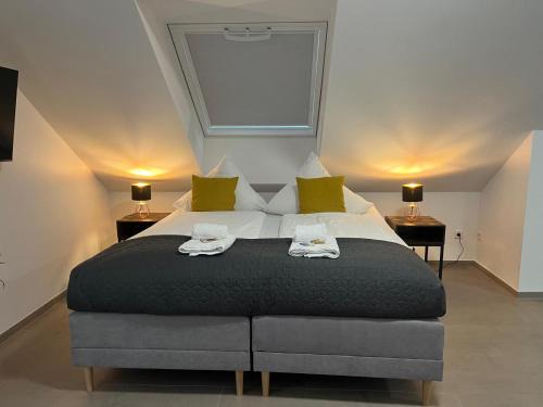 HAMA Design Homes Pader-Stars