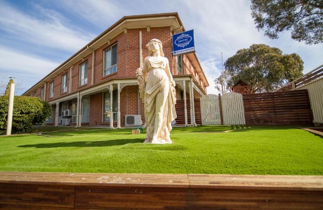Hamilton's Queanbeyan Motel