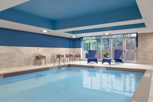 Hampton Inn Midland, On