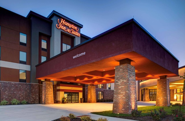 Hampton Inn & Suites Pittsburg Kansas Crossing