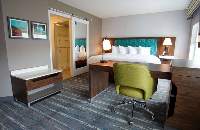Hampton Inn & Suites St. Clairsville