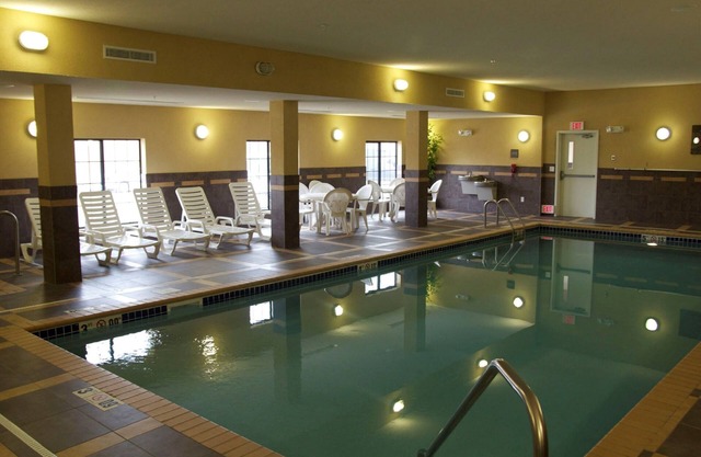 Hampton Inn & Suites Watertown