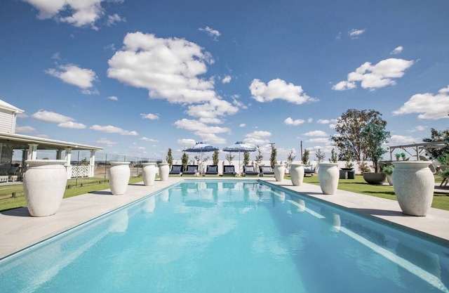 Hamptons Farm Estate Luxe Retreat and Elegant Events