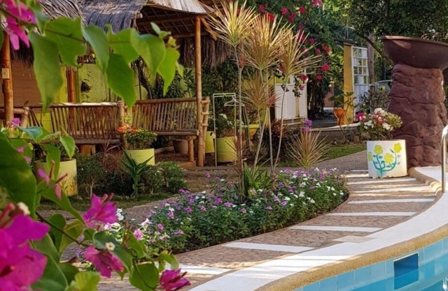 Hanbee's Flower Garden Resort