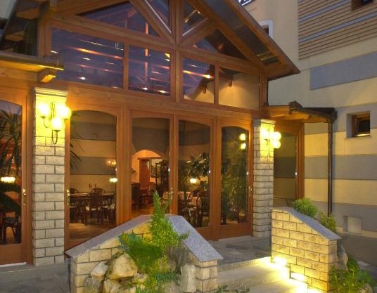 Hangya Panzió és Étterem