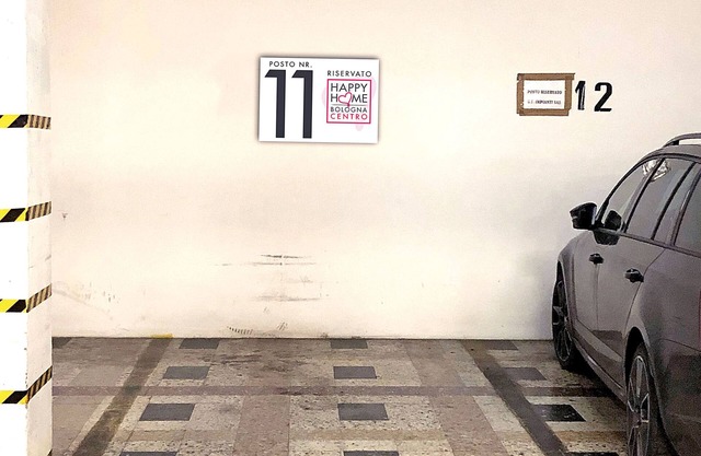 HAPPY HOME BOLOGNA CENTER *FREE private PARKING*