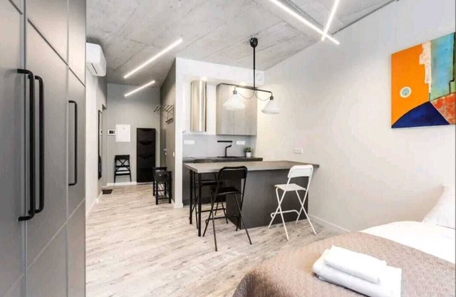 Happy Inn Laimė Studio ,self check-in AC,underground parking