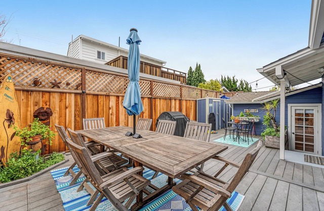 Harbor Hideaway – Steps to Twin Lakes Beach & the Santa Cruz Harbor