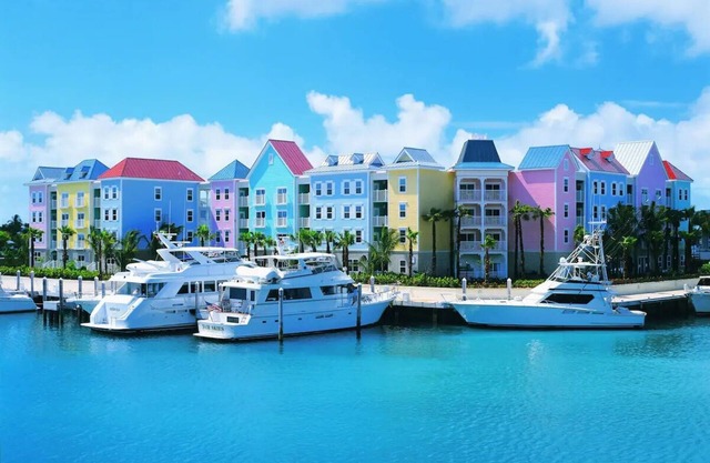 Harborside Resort at Atlantis- 1 Bedroom -1 Bath -Access to Atlantis Water Parks