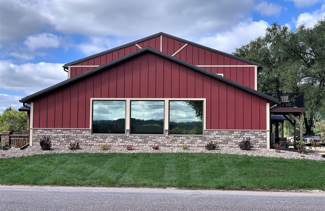 Harpers Ferry, IA - New Condo Rental Relax at Harpers Hideaway