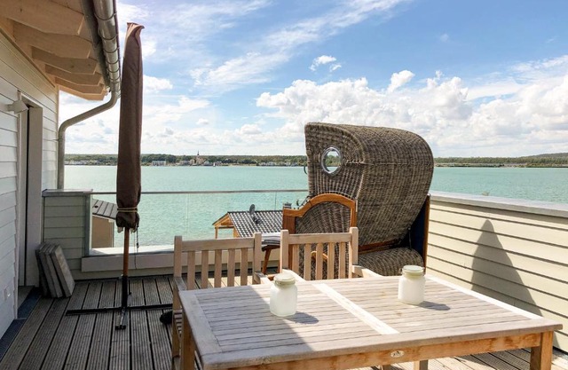HAUS IM SCHILF 1 - Oase mit Seeblick - Adults only