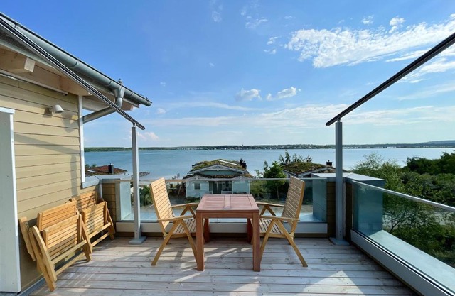 HAUS IM SCHILF 2 - Oase mit Seeblick - Adults only