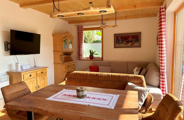 Haus Sonnwiese Ski-to-Door