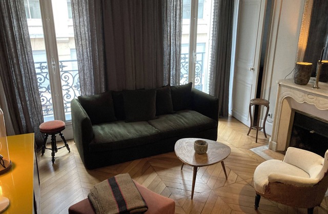 Haussmannien, Marais, Décoration