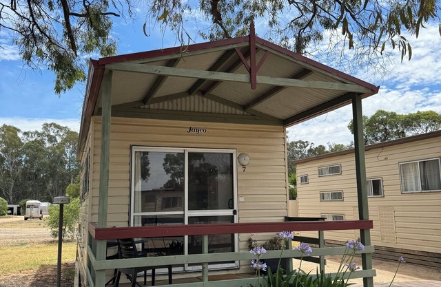 Hay Caravan Park