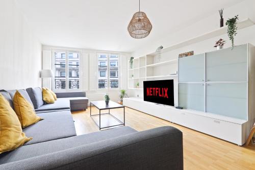 Heart of Paris-2BR-8P-Musee du Louvre 4 Free Netflix