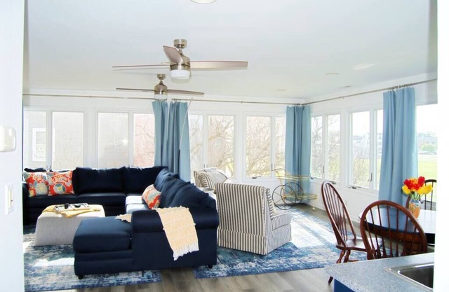 Heart of Tilghman Island | Pet Friendly | Perfect for Weddings Guests & Families