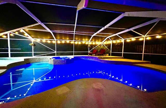 Heated Pool House With Spa and Putting Green WEF POLO