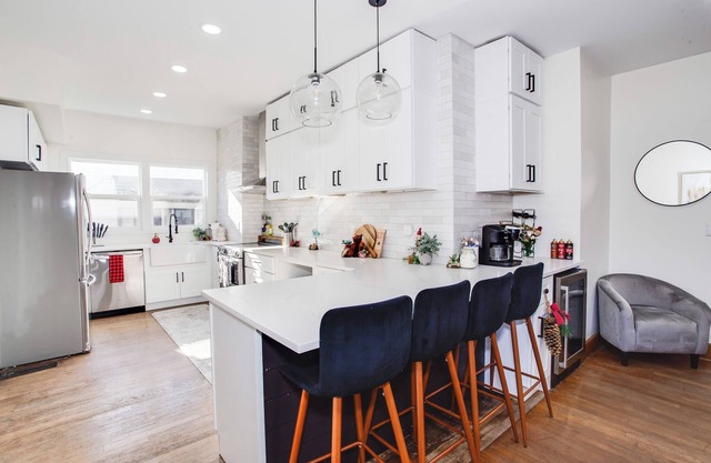 Heated pool & spa, historic area, luxury oasis, central, 5 bedroom/3.5 bath