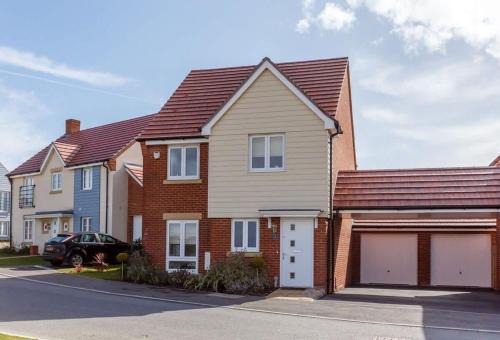 Heath Reach - Just a short distance to Tower Park